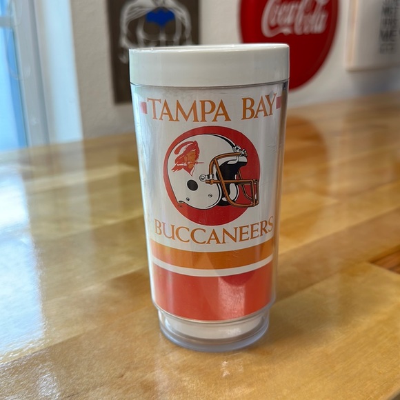 Tampa Bay Bucanners Dining Vintage Tampa Bay Buccaneers Nfl Plastic